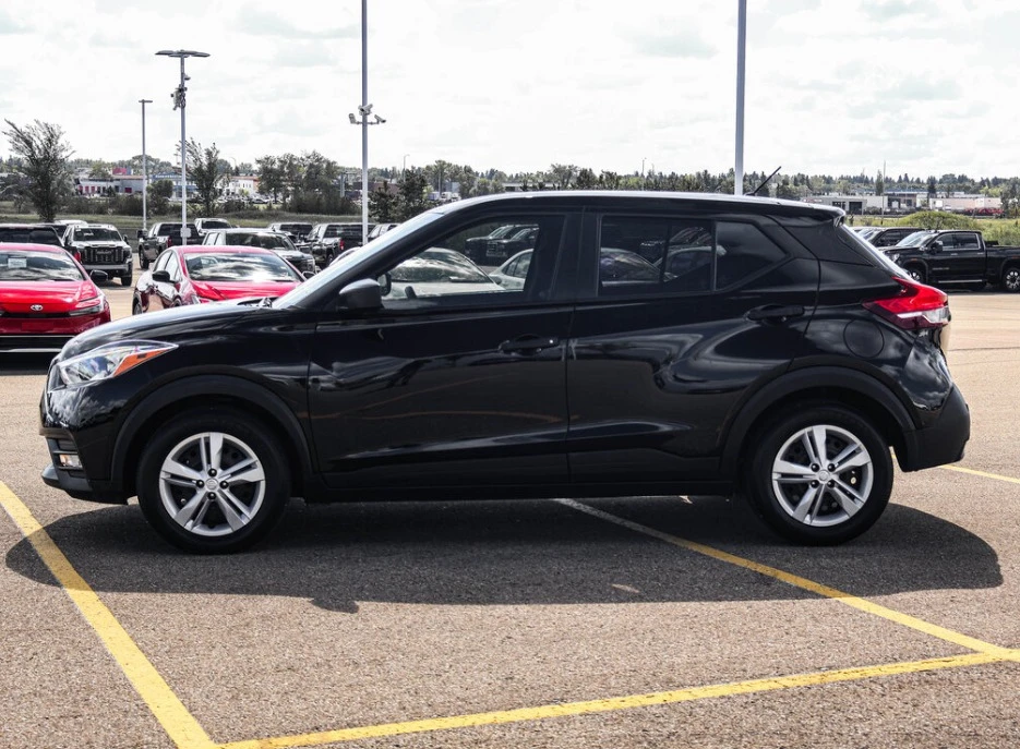 2020 Nissan Kicks - Image 3 of 16