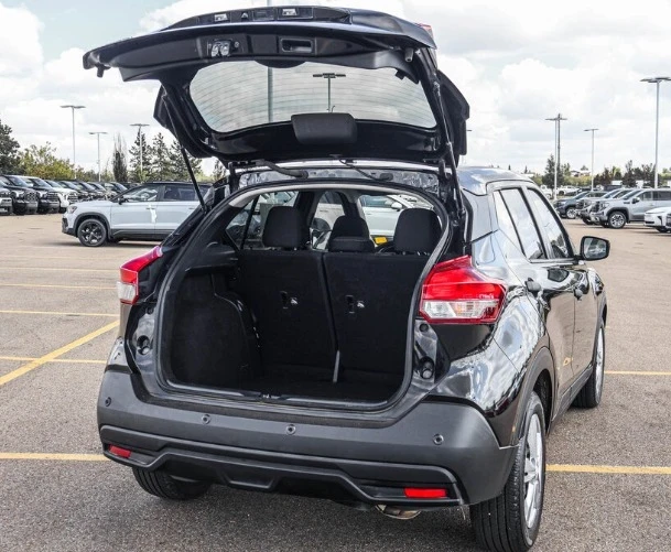 2020 Nissan Kicks - Image 8 of 8