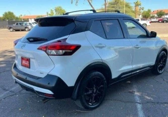 2020 Nissan Kicks - Image 4 of 12