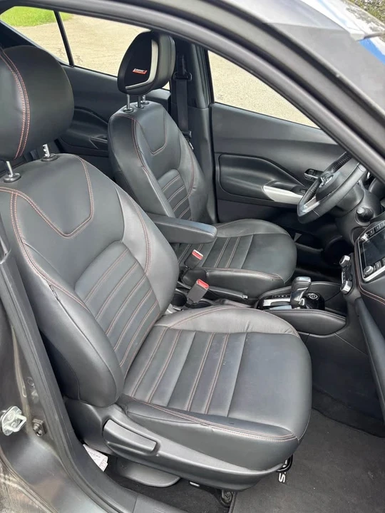 2020 Nissan Kicks - Image 6 of 8