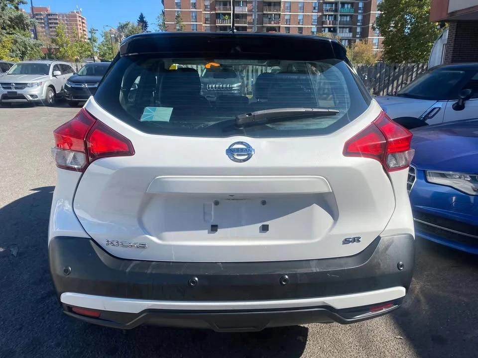 2020 Nissan Kicks - Image 5 of 18