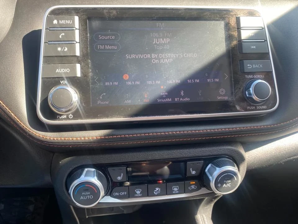 2020 Nissan Kicks - Image 13 of 18