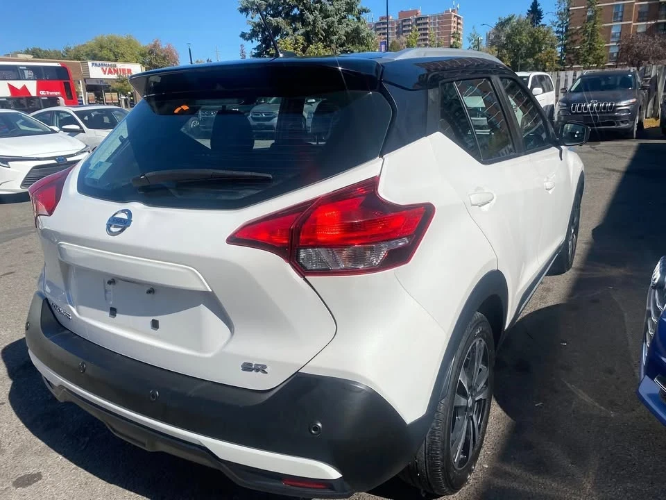2020 Nissan Kicks - Image 4 of 18