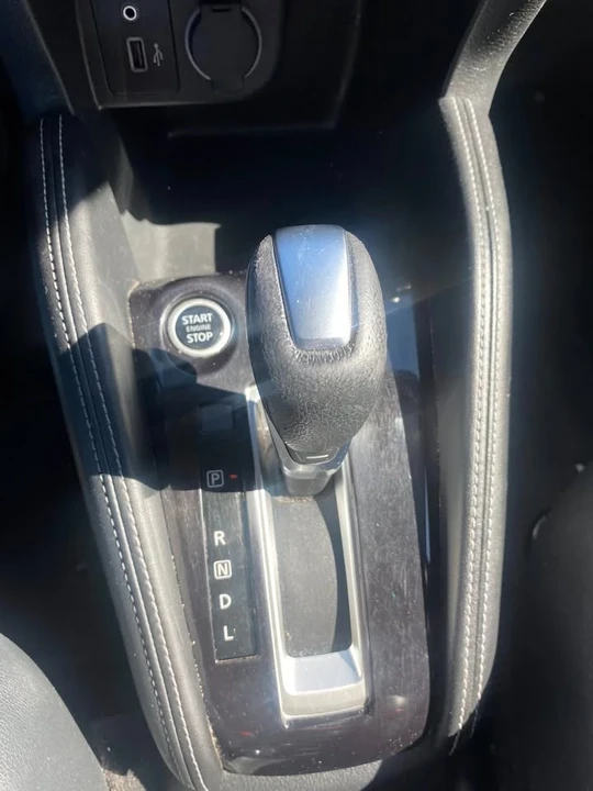 2020 Nissan Kicks - Image 17 of 18
