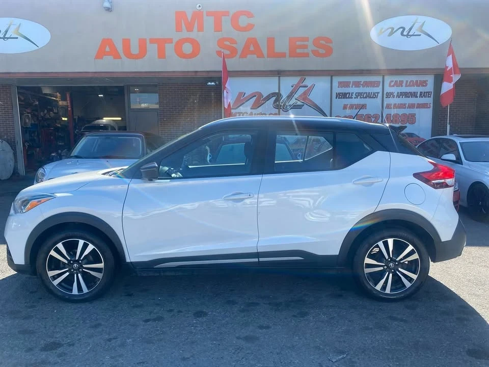 2020 Nissan Kicks - Image 14 of 18