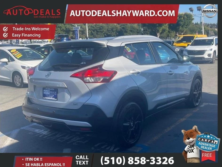 2020 Nissan Kicks - Image 4 of 10