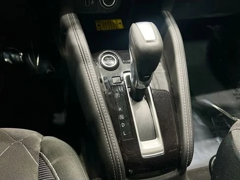 2020 Nissan Kicks - Image 15 of 15