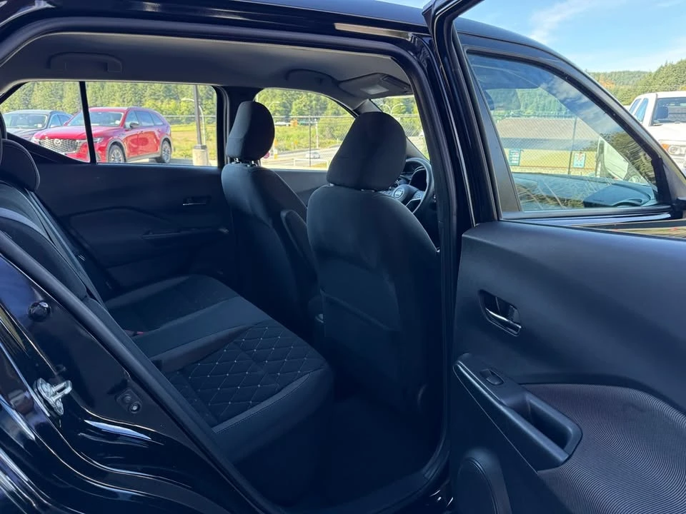 2020 Nissan Kicks - Image 7 of 8