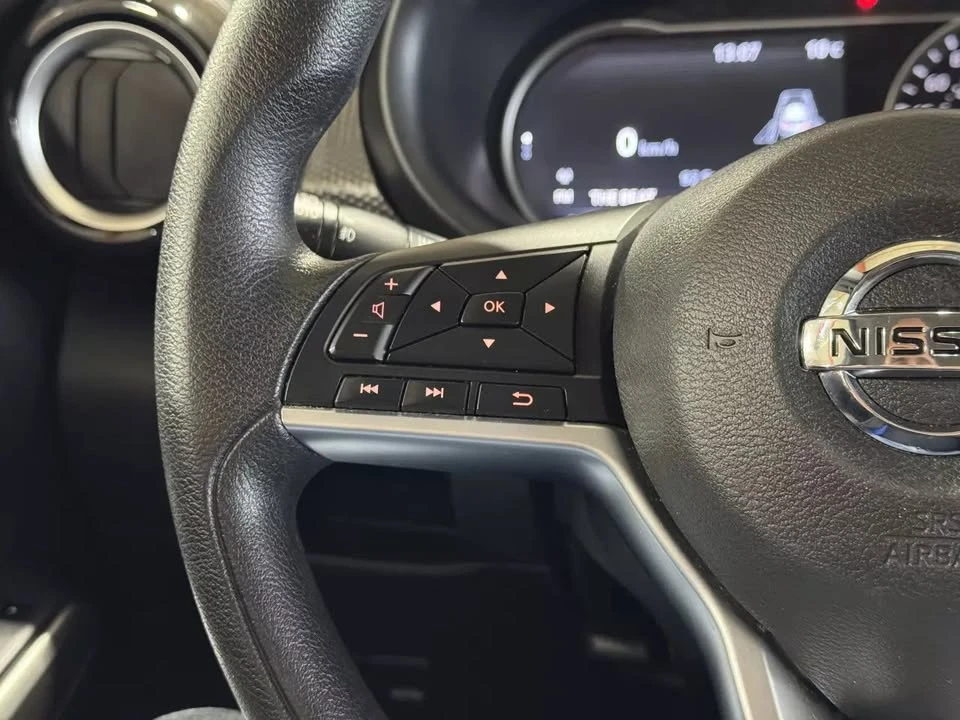 2020 Nissan Kicks - Image 18 of 19