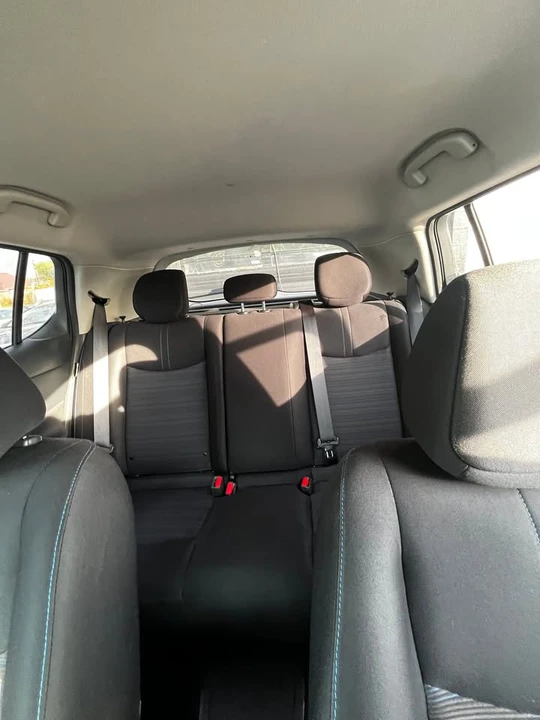 2020 Nissan Leaf - Image 11 of 11