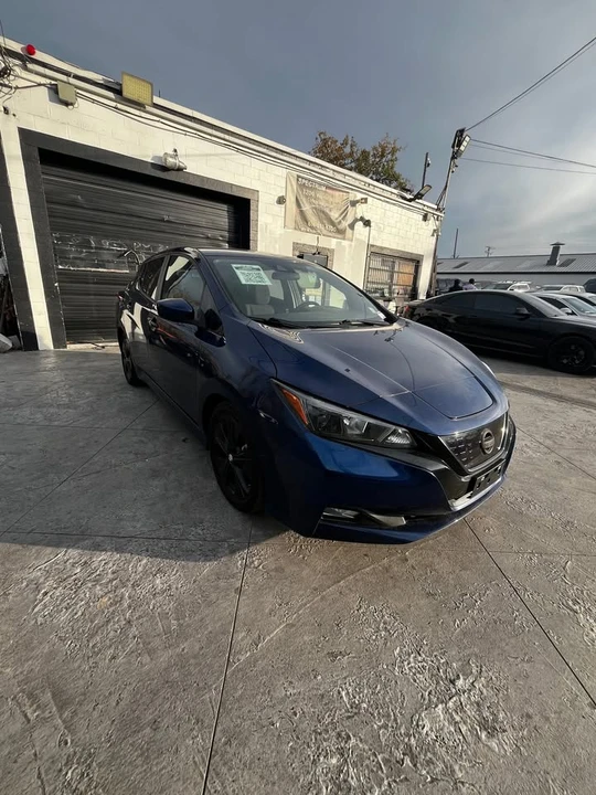 2020 Nissan Leaf - Image 3 of 11