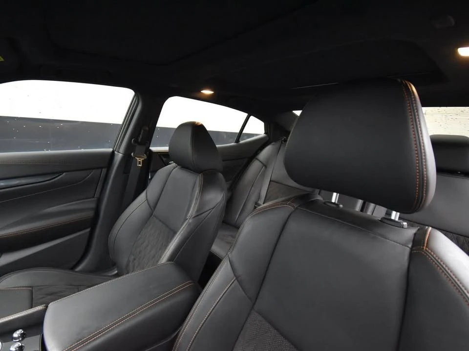 2020 Nissan Maxima 8th Gen - Image 10 of 18