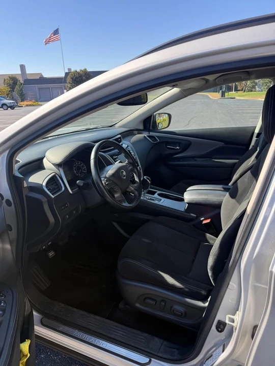 2020 Nissan Murano 3rd Gen - Image 9 of 13