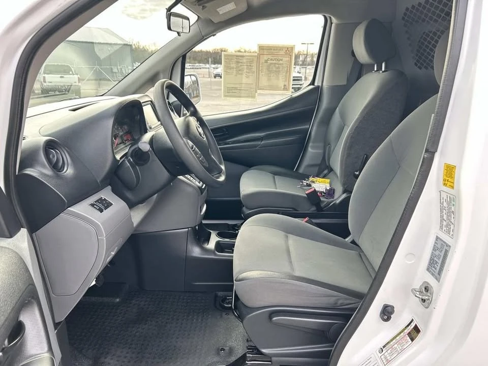 2020 Nissan NV - Image 13 of 19