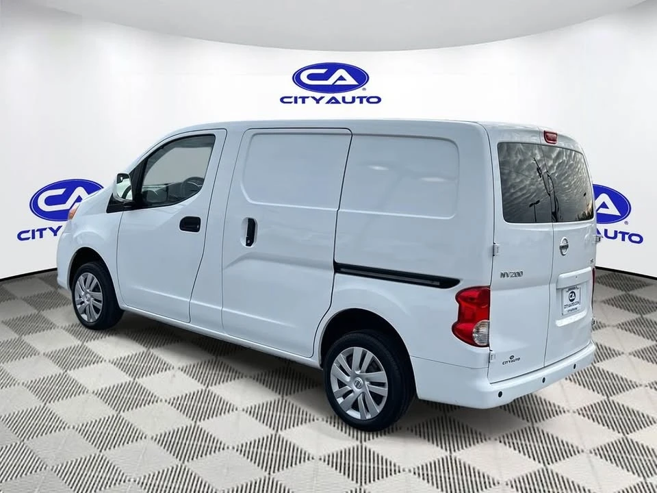 2020 Nissan NV - Image 4 of 19