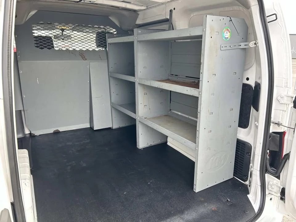2020 Nissan NV - Image 10 of 19