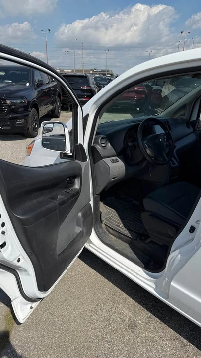 2020 Nissan NV - Image 7 of 11