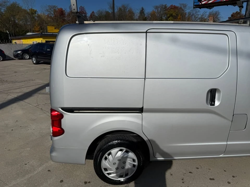 2020 Nissan NV - Image 8 of 20