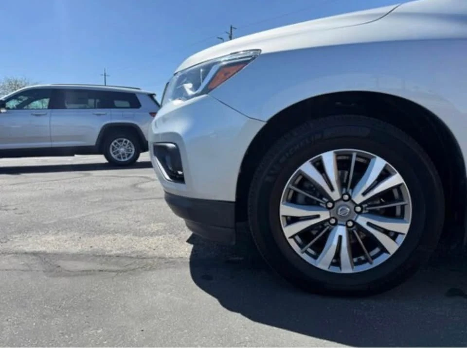 2020 Nissan Pathfinder 4th Gen - Image 3 of 6