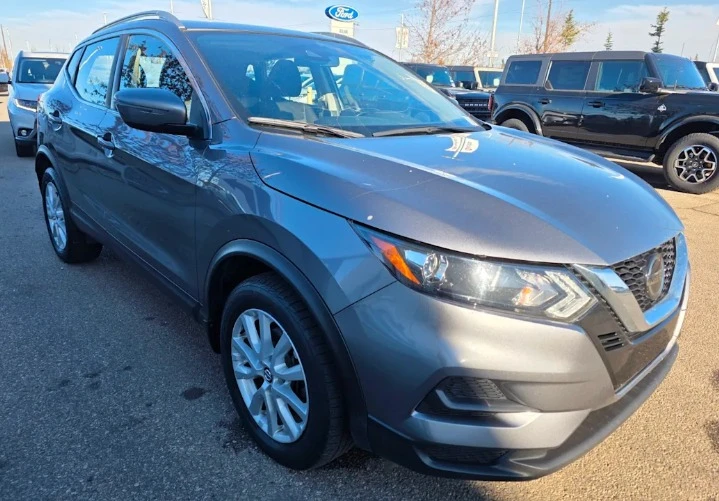 2020 Nissan Rogue - Image 4 of 14
