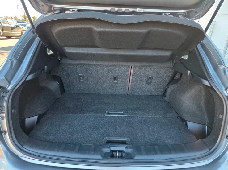 2020 Nissan Rogue - Image 7 of 14