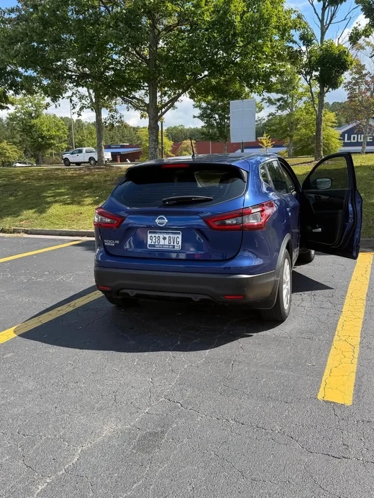 2020 Nissan Rogue - Image 4 of 6