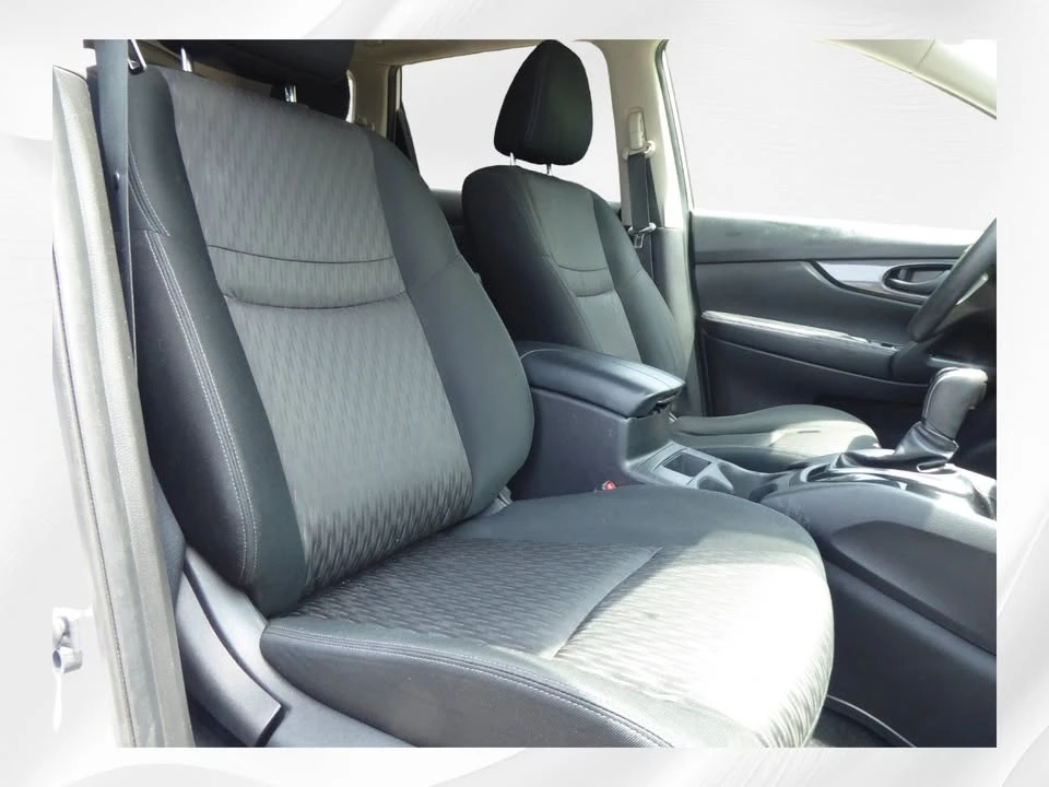 2020 Nissan Rogue - Image 16 of 20