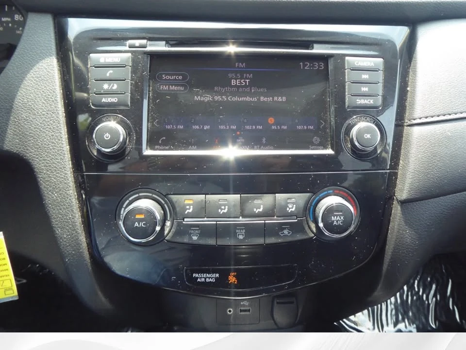2020 Nissan Rogue - Image 13 of 20