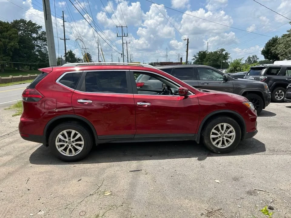 2020 Nissan Rogue - Image 3 of 7