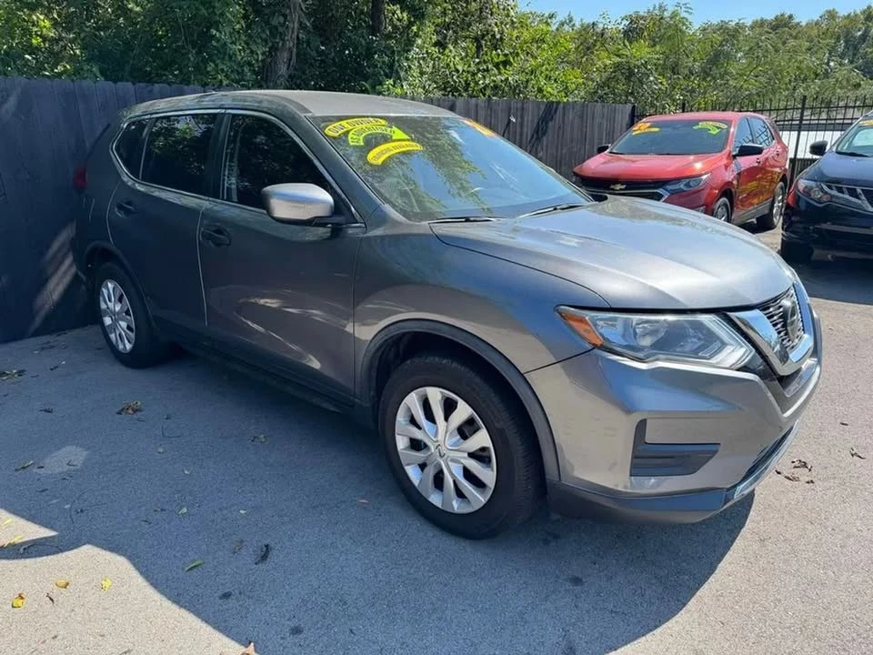 2020 Nissan Rogue - Image 3 of 9