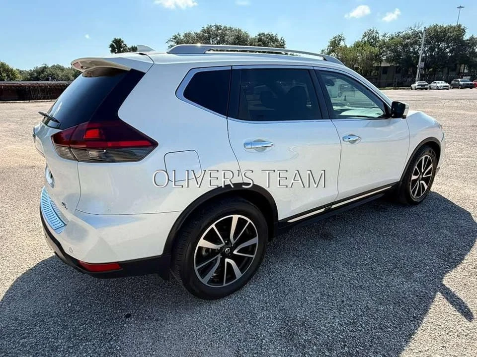2020 Nissan Rogue - Image 2 of 4