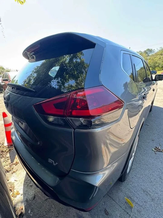 2020 Nissan Rogue - Image 9 of 9
