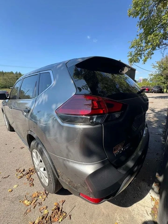 2020 Nissan Rogue - Image 8 of 9