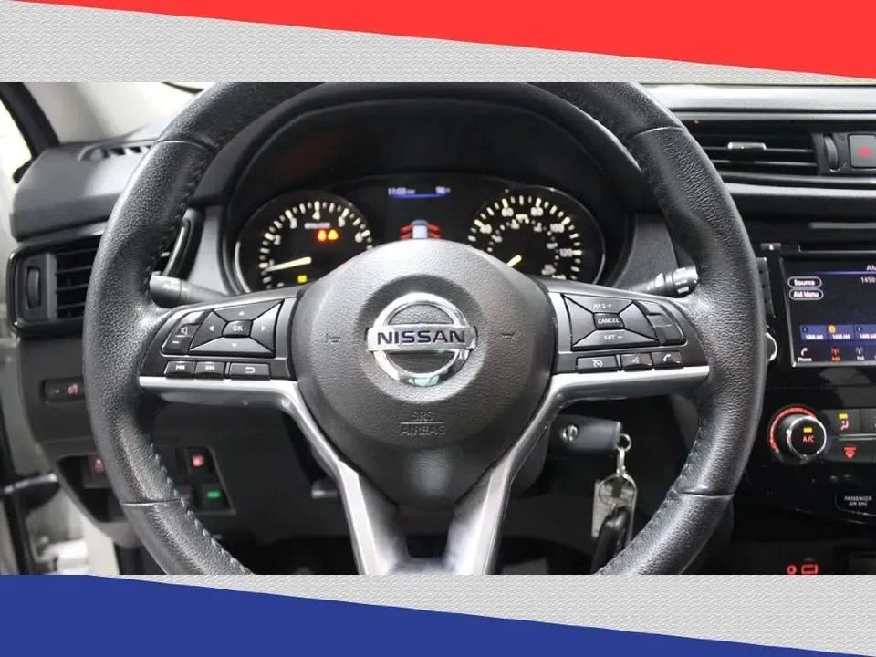 2020 Nissan Rogue - Image 15 of 19