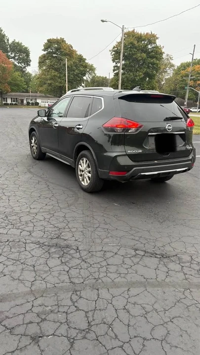 2020 Nissan Rogue - Image 15 of 15