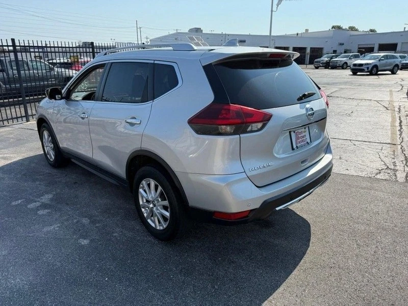 2020 Nissan Rogue - Image 2 of 4