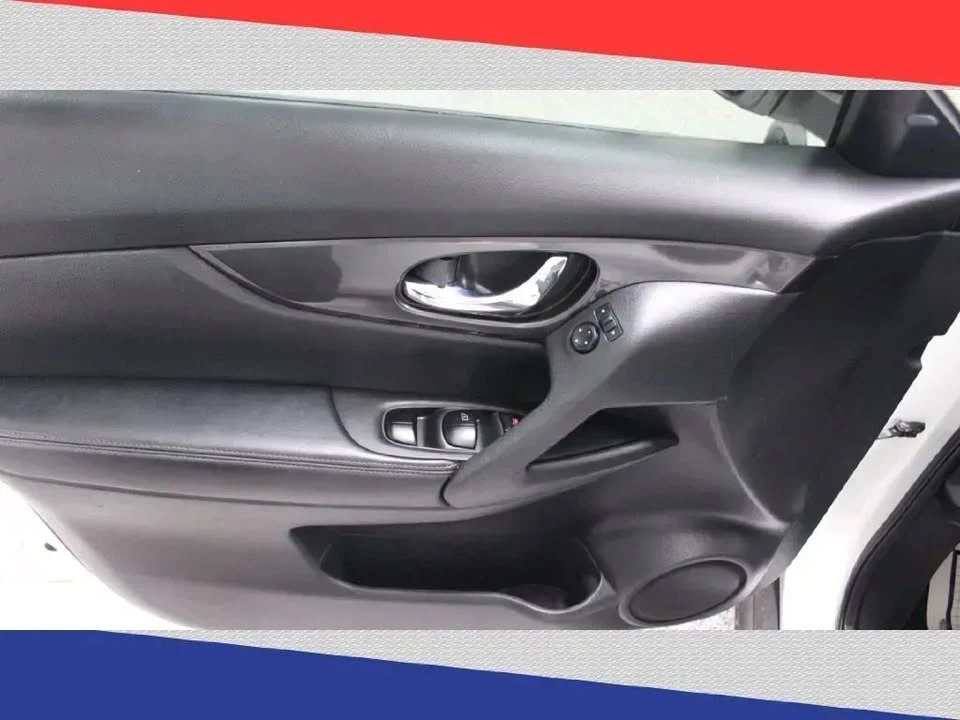 2020 Nissan Rogue - Image 13 of 19