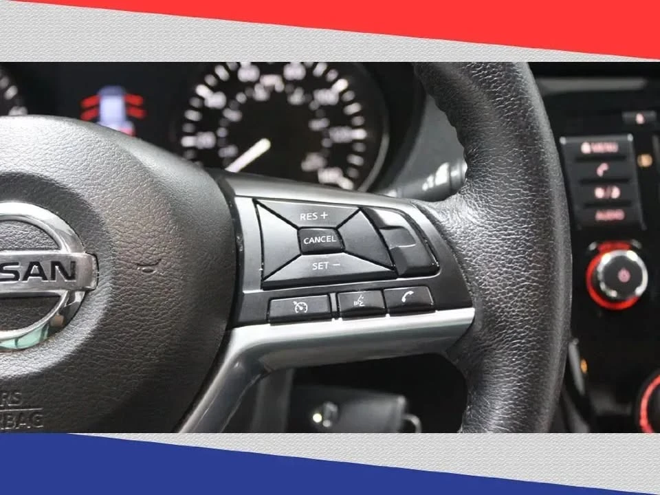2020 Nissan Rogue - Image 17 of 19