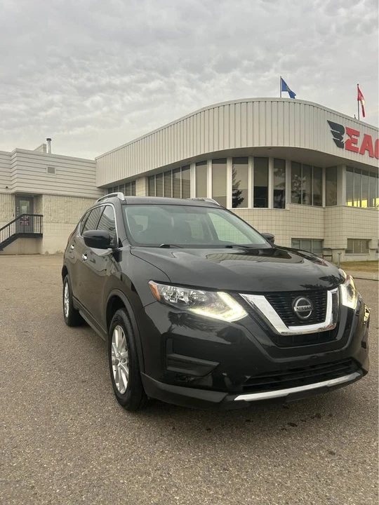 2020 Nissan Rogue - Image 2 of 13