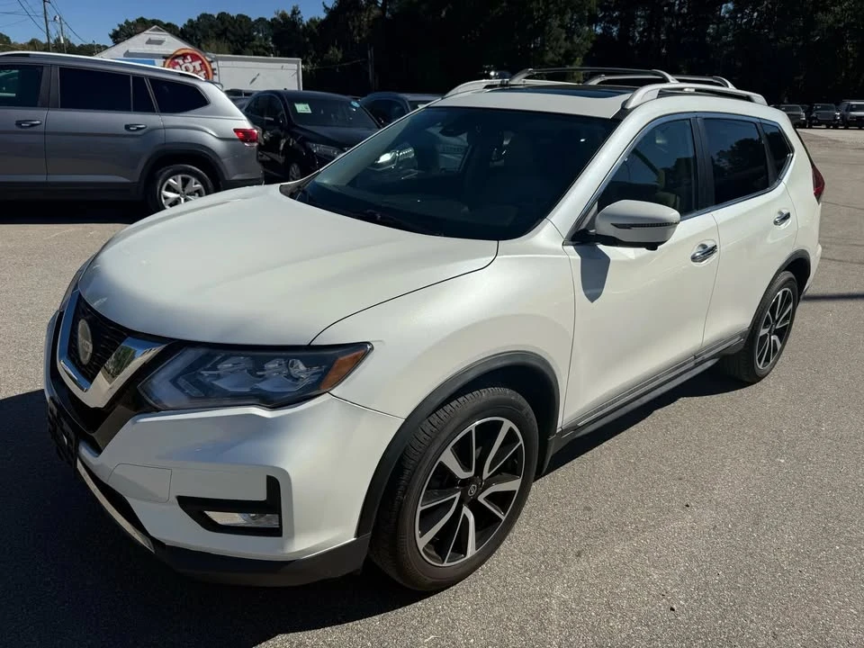 2020 Nissan Rogue - Image 4 of 7