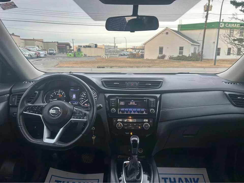 2020 Nissan Rogue - Image 8 of 13