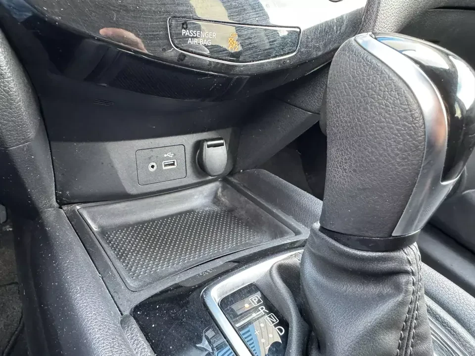 2020 Nissan Rogue - Image 14 of 20