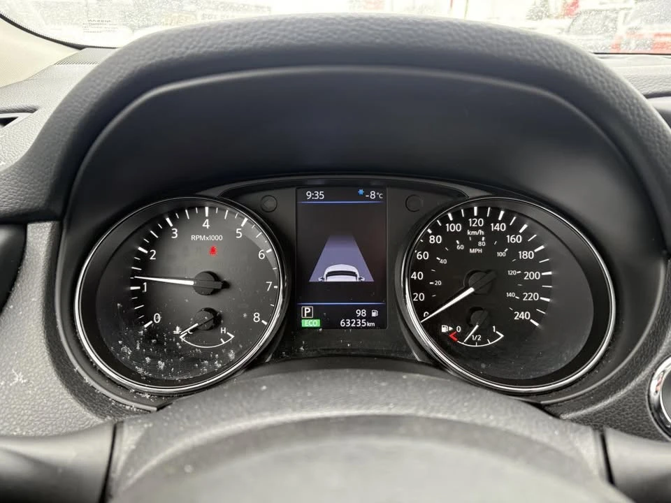 2020 Nissan Rogue - Image 7 of 10