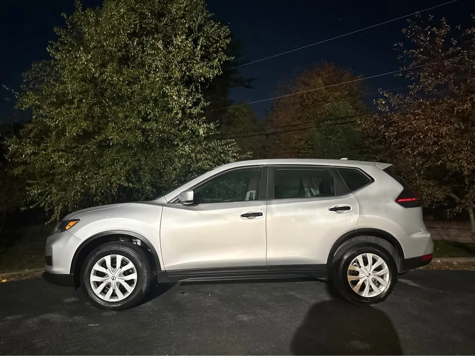 2020 Nissan Rogue - Image 7 of 7