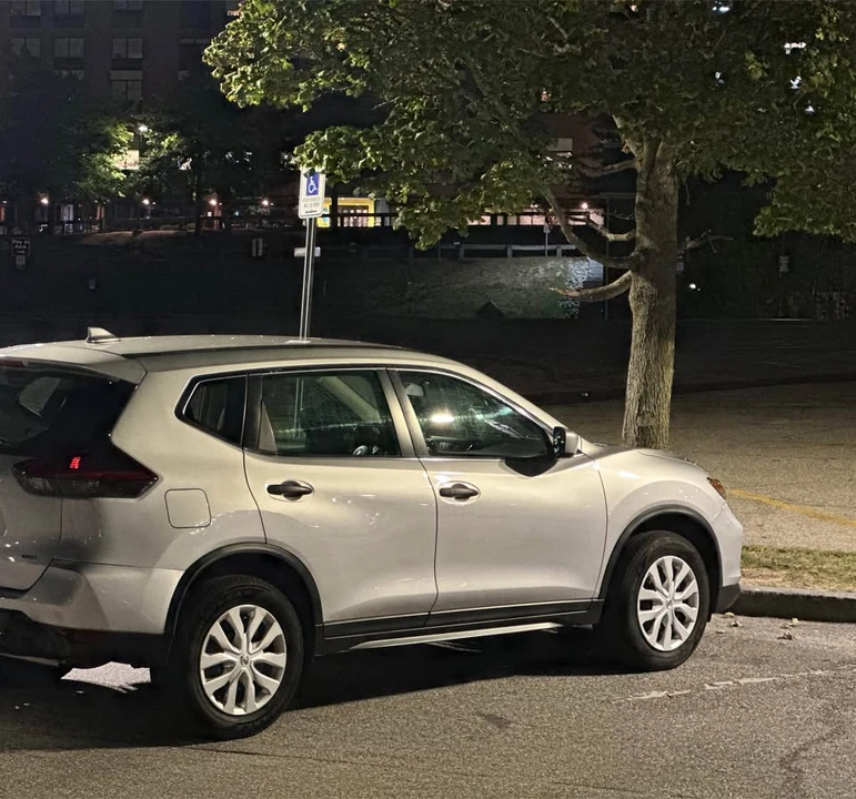 2020 Nissan Rogue - Image 5 of 7