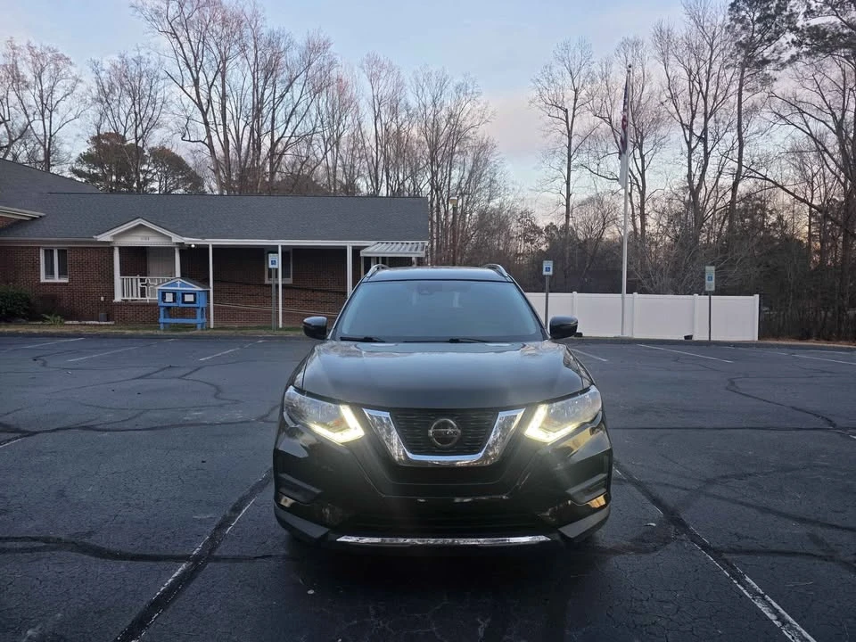 2020 Nissan Rogue - Image 6 of 16