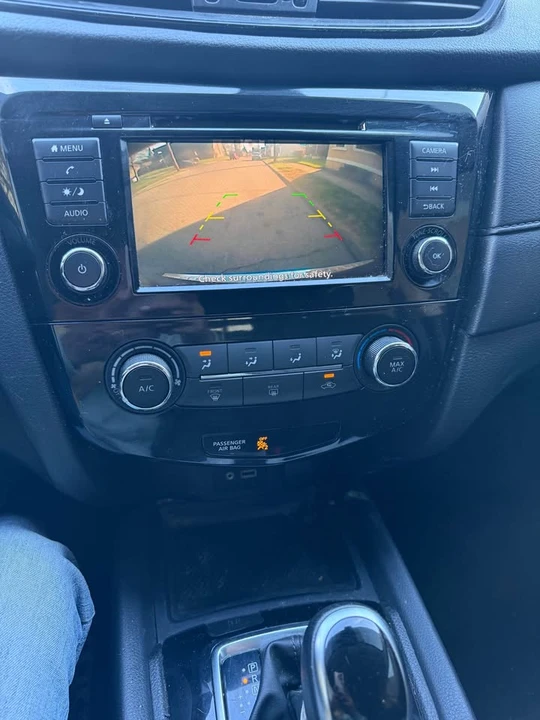 2020 Nissan Rogue - Image 5 of 18