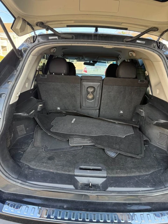 2020 Nissan Rogue - Image 11 of 18