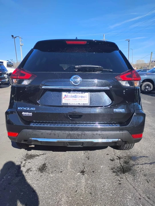 2020 Nissan Rogue - Image 4 of 19