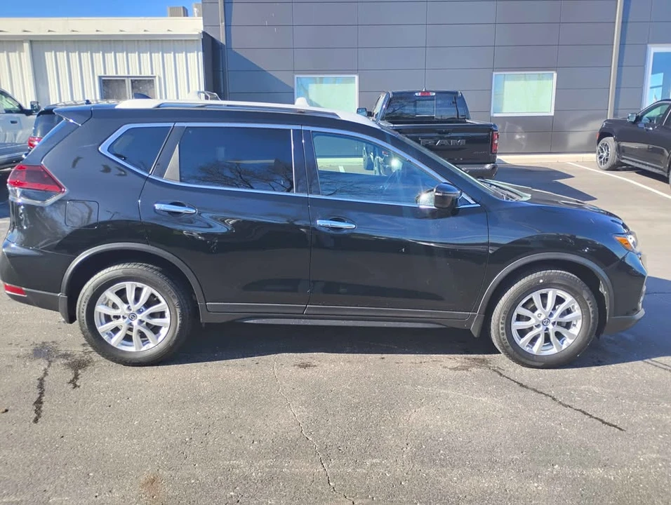 2020 Nissan Rogue - Image 6 of 19